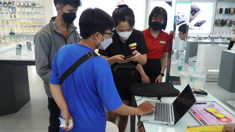 Toàn cảnh sự kiện mở bán Laptop Lenovo IdeaPad Slim 5 Light