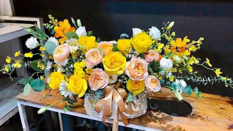 Beautiful birthday flower arrangement for husband