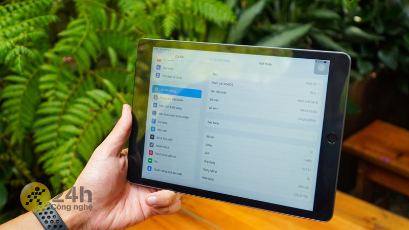 Thông số cấu hình iPad Gen 9 vẫn còn rất tốt ở thời điểm hiện tại. Thông số cấu hình iPad Gen 9 vẫn còn rất tốt ở thời điểm hiện tại.