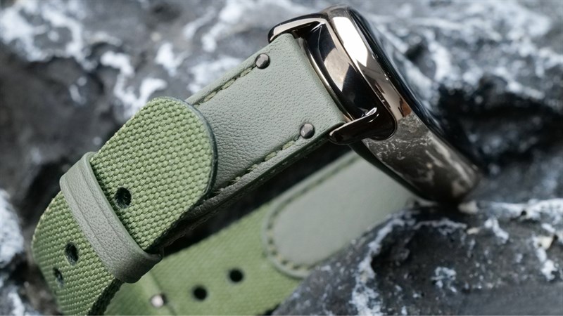 Xiaomi Band 8 được cung cấp đa dạng lựa chọn dây, từ chất liệu silicon truyền thống cho đến kim loại, da, vải nylon,...