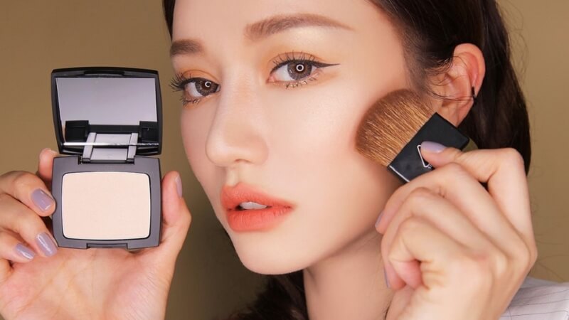 Phấn highlight là gì?