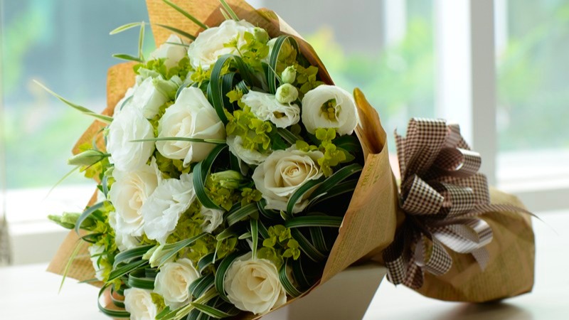 Gentle birthday flower bouquet for dad