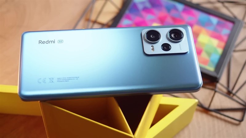 Redmi Note 12 Pro+ được tác giả đánh giá là chiếc điện thoại tầm trung tuyệt vời.