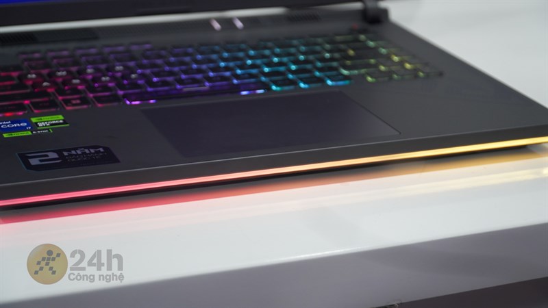 Trên tay ASUS ROG STRIX G16 và ASUS ROG STRIX G18 Trên tay ASUS ROG STRIX G16 và ASUS ROG STRIX G18