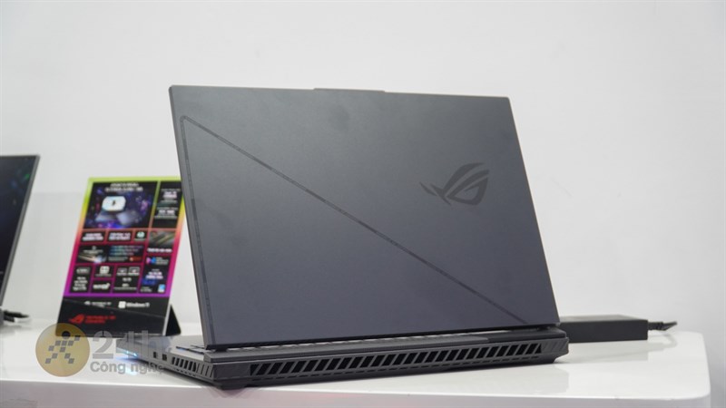 Trên tay ASUS ROG STRIX G16 và ASUS ROG STRIX G18 Trên tay ASUS ROG STRIX G16 và ASUS ROG STRIX G18