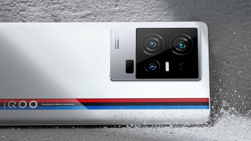 Lộ thông số sạc khủng của iQOO 12 Lộ thông số sạc khủng của iQOO 12