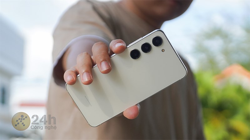 Không cần lương về, mua Galaxy S23 series giá cực mê giảm đến 7 triệu Không cần lương về, mua Galaxy S23 series giá cực mê giảm đến 7 triệu