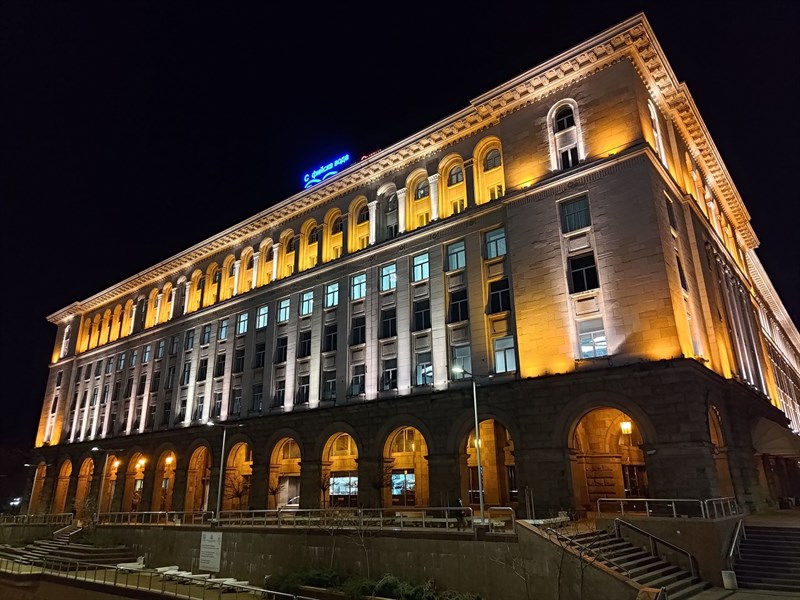 Ảnh chụp ban đêm bởi camera chính của ROG Phone 7 Ultimate Ảnh chụp ban đêm bởi camera chính của ROG Phone 7 Ultimate