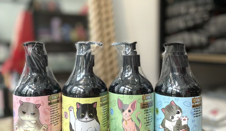 Top 4 sữa tắm cho mèo Maneki Neko làm sạch sâu, mượt lông