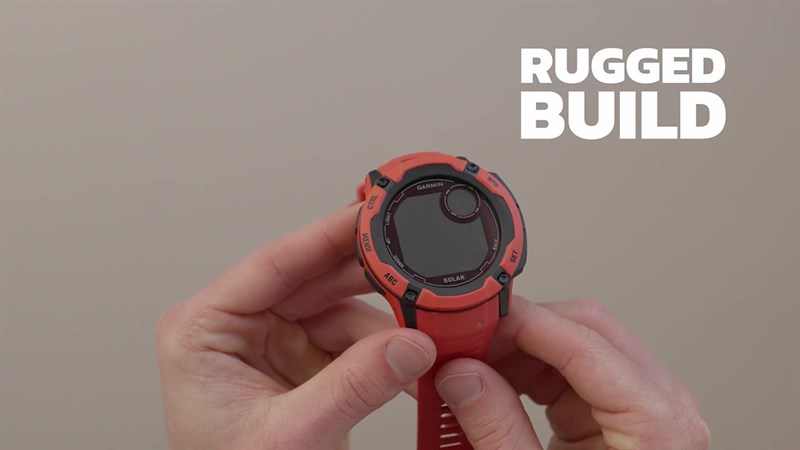 Instinct 2X Solar vẫn sử dụng thiết tổng thể đồng hồ tròn truyền thống. Instinct 2X Solar vẫn sử dụng thiết tổng thể đồng hồ tròn truyền thống.