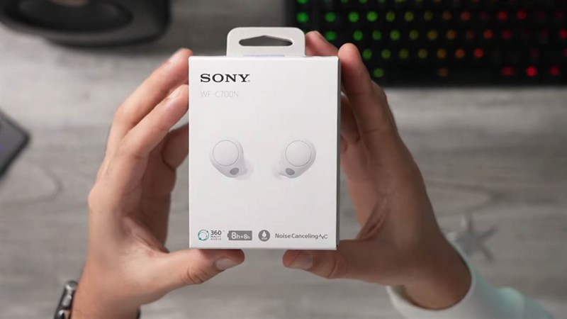 Trên tay Sony WF-C700N: Ngoài hình nhỏ nhắn, chất âm hay cùng pin lớn có thể nghe nhạc đến 10 tiếng Trên tay Sony WF-C700N: Ngoài hình nhỏ nhắn, chất âm hay cùng pin lớn có thể nghe nhạc đến 10 tiếng