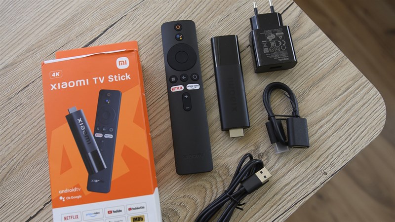 Trên tay Xiaomi TV Stick 4K: SmartTV di động cực nhỏ gọn và tiện lợi