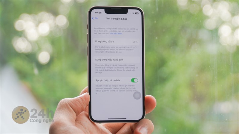 iPhone 13 mini của mình vẫn cho thời lượng sử dụng ấn tượng dù tình trạng pin của máy chỉ còn 95%.