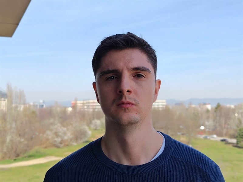 Đánh giá ASUS ROG Phone 7: Thiết kế đẹp mắt, pin lớn 6.000 mAh cùng hiệu năng mạnh mẽ Đánh giá ASUS ROG Phone 7: Thiết kế đẹp mắt, pin lớn 6.000 mAh cùng hiệu năng mạnh mẽ