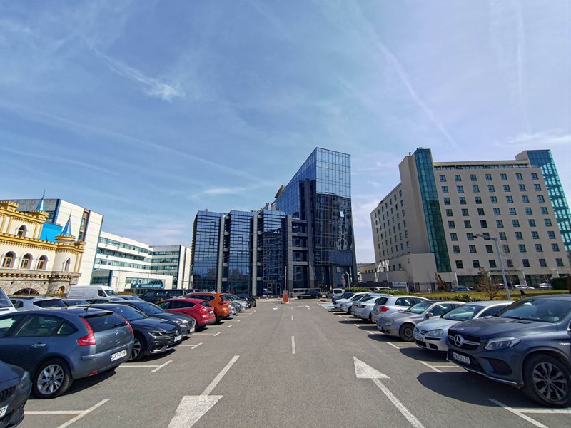 Đánh giá ASUS ROG Phone 7: Thiết kế đẹp mắt, pin lớn 6.000 mAh cùng hiệu năng mạnh mẽ Đánh giá ASUS ROG Phone 7: Thiết kế đẹp mắt, pin lớn 6.000 mAh cùng hiệu năng mạnh mẽ