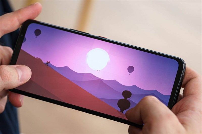 Đánh giá ASUS ROG Phone 7: Thiết kế đẹp mắt, pin lớn 6.000 mAh cùng hiệu năng mạnh mẽ Đánh giá ASUS ROG Phone 7: Thiết kế đẹp mắt, pin lớn 6.000 mAh cùng hiệu năng mạnh mẽ