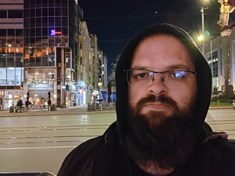 Đánh giá ASUS ROG Phone 7: Thiết kế đẹp mắt, pin lớn 6.000 mAh cùng hiệu năng mạnh mẽ Đánh giá ASUS ROG Phone 7: Thiết kế đẹp mắt, pin lớn 6.000 mAh cùng hiệu năng mạnh mẽ