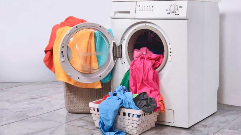 Tìm hiểu những lỗi sai thường gặp khi giặt sấy khiến quần áo mau hỏng
