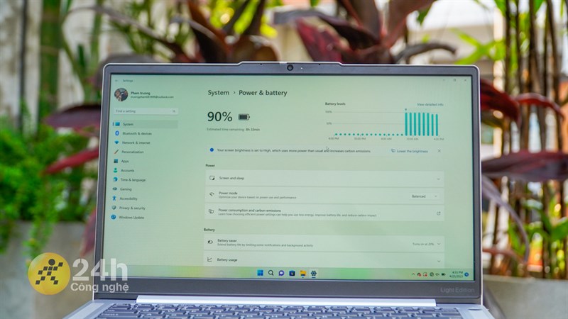 Thời gian sử dụng pin của Lenovo IdeaPad Slim 5 Light thực sự ấn tượng Thời gian sử dụng pin của Lenovo IdeaPad Slim 5 Light thực sự ấn tượng