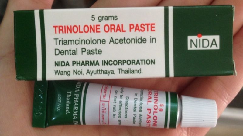 Kem bôi nhiệt miệng Trinolone Oral Paste