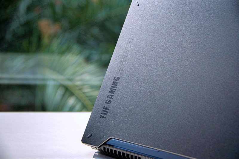 ASUS TUF Gaming F15 2023 đạt chứng nhật độ bền quân đội Mỹ MIL-STD-810H