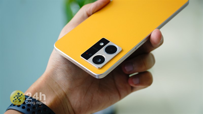 Điện thoại mỏng nhẹ cho chị em chơi lễ đây, mua ngay chỉ từ 5.49 triệu Điện thoại mỏng nhẹ cho chị em chơi lễ đây, mua ngay chỉ từ 5.49 triệu