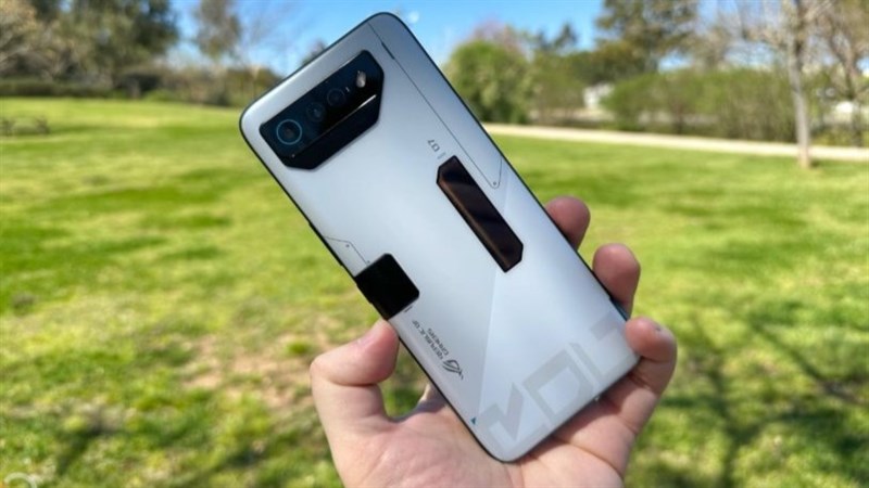ASUS ROG Phone 7 Pro đứng đầu bảng xếp hạng AnTuTu tháng 4/2023 ASUS ROG Phone 7 Pro đứng đầu bảng xếp hạng AnTuTu tháng 4/2023