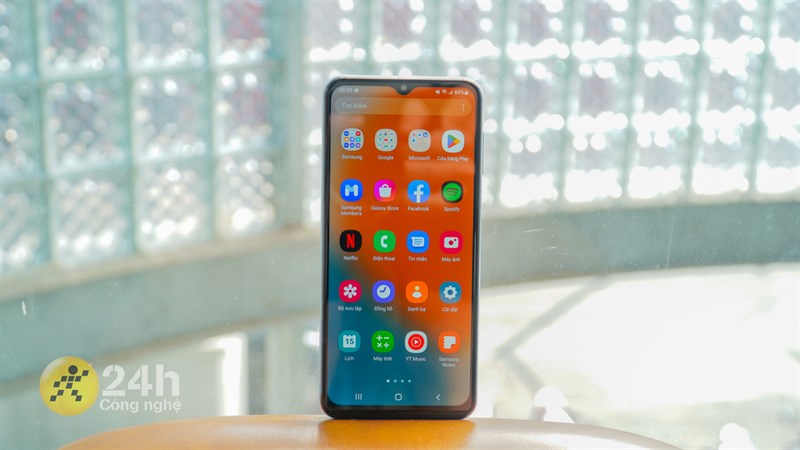Tháng mới phấn khởi, sắm điện thoại Android cực hời giá chỉ 2.19 triệu Tháng mới phấn khởi, sắm điện thoại Android cực hời giá chỉ 2.19 triệu