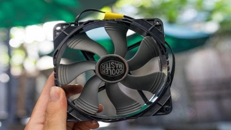 Tản nhiệt khí tuy rẻ nhưng tản nhiệt vẫn cứ là tốt! Tản nhiệt khí tuy rẻ nhưng tản nhiệt vẫn cứ là tốt!