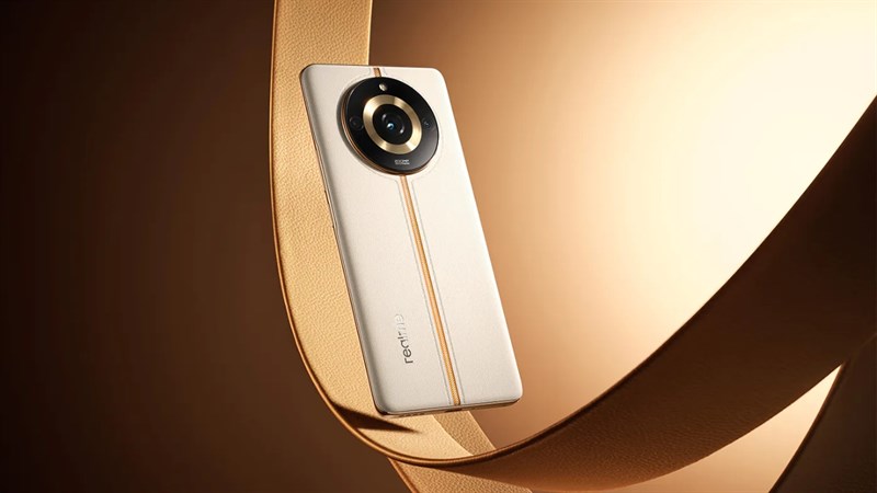 Mình kỳ vọng realme 12 Pro+ sẽ tiếp tục kế thừa phong cách thiết kế của phong cách thiết kế của realme 11 Pro+.