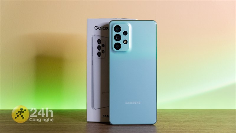 Sau 1 năm thì Galaxy A73 5G vẫn là một chiếc điện thoại xứng đáng để bạn sở hữu Sau 1 năm thì Galaxy A73 5G vẫn là một chiếc điện thoại xứng đáng để bạn sở hữu