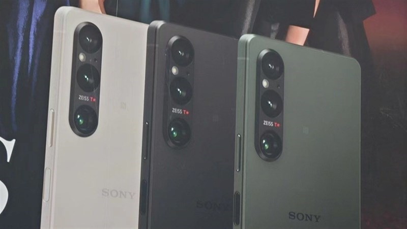 Sony Xperia 1 V lộ thiết kế thông qua ảnh poster