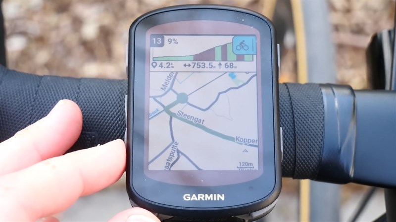 Garrmin Edge 540 có sự cải tiến về hiệu suất bản đồ và GPS