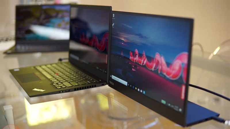 Màn hình di động cũng cung cấp một tấm nền chất lượng hơn cho laptop Màn hình di động cũng cung cấp một tấm nền chất lượng hơn cho laptop