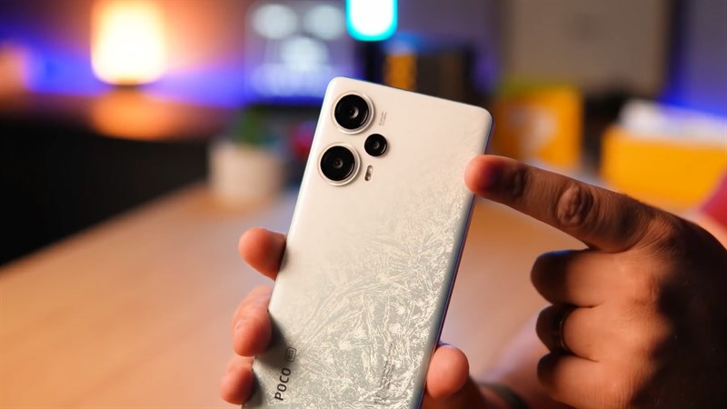 POCO F5 sở hữu điểm nhấn đến từ cụm ba camera POCO F5 sở hữu điểm nhấn đến từ cụm ba camera