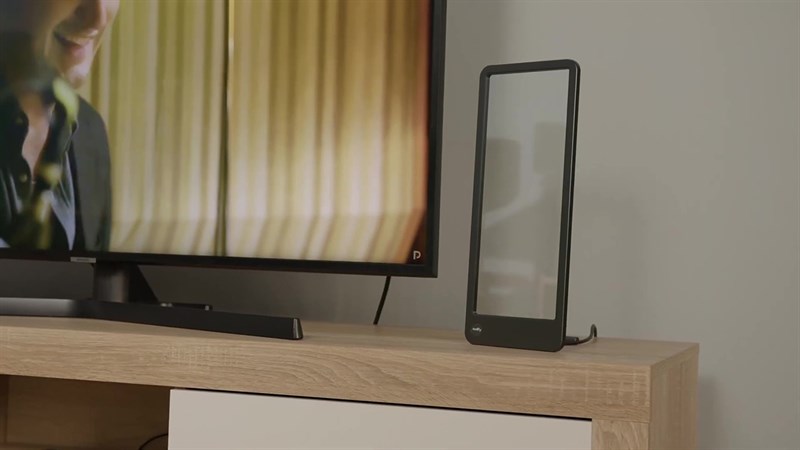 bạn có thể xoay để dựng thiết bị theo cả chiều ngang lẫn chiều dọc.