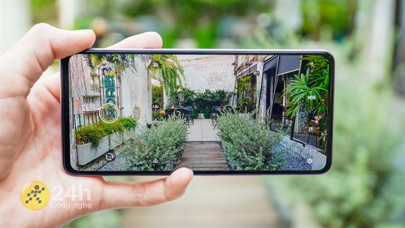 Hệ thống máy ảnh cao cấp, nhiều công nghệ ấn tượng Hệ thống máy ảnh cao cấp, nhiều công nghệ ấn tượng