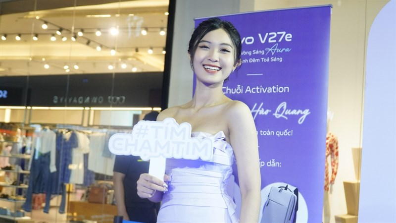 Toàn cảnh sự kiện ra mắt Vivo V27e: Tỏa Sáng Hào Quang cả ngày lẫn đêm Toàn cảnh sự kiện ra mắt Vivo V27e: Tỏa Sáng Hào Quang cả ngày lẫn đêm