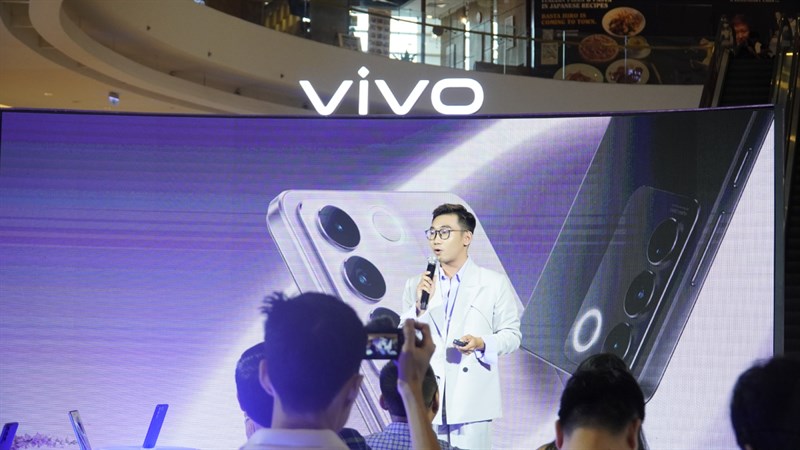 Toàn cảnh sự kiện ra mắt Vivo V27e: Tỏa Sáng Hào Quang cả ngày lẫn đêm Toàn cảnh sự kiện ra mắt Vivo V27e: Tỏa Sáng Hào Quang cả ngày lẫn đêm