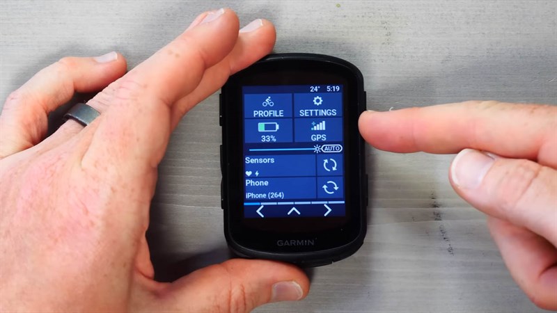 Trên tay Garmin Edge 840