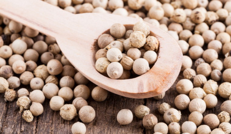 Giá tiêu hôm nay 13/5/2023: Tiếp tục điều chỉnh giảm sau khi tăng liên tiếp