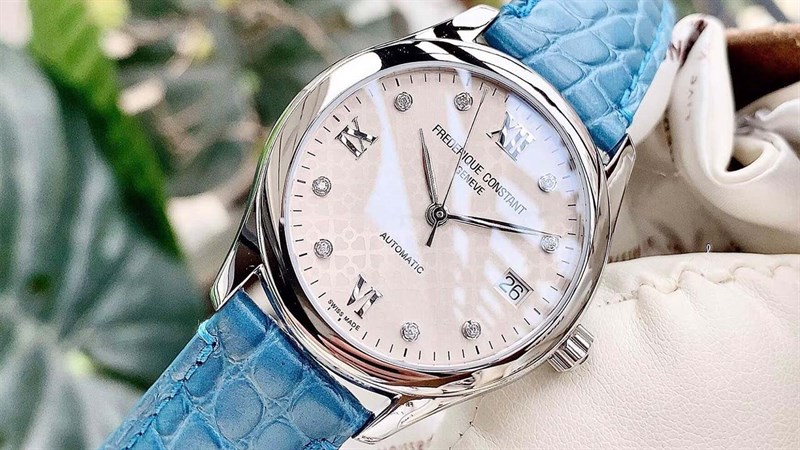 Đồng hồ cao cấp cực nổi tiếng đồng giảm 15%, gọi tên Movado, Titoni, Certina,...