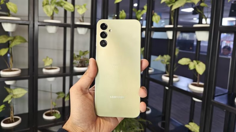 Galaxy A14 5G đạt hiệu suất pin cực tốt, đánh bại hàng loạt đối thủ trong phân khúc