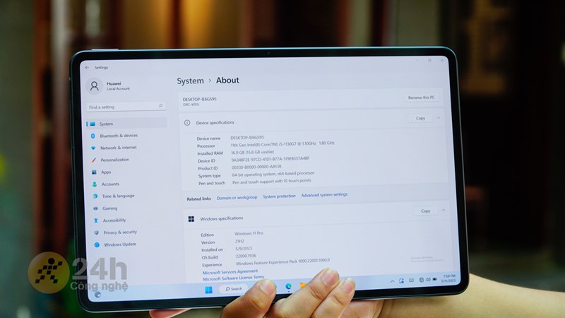Huawei Matebook E 2022 được cung cấp sức mạnh từ chip Intel Gen 11. Huawei Matebook E 2022 được cung cấp sức mạnh từ chip Intel Gen 11.