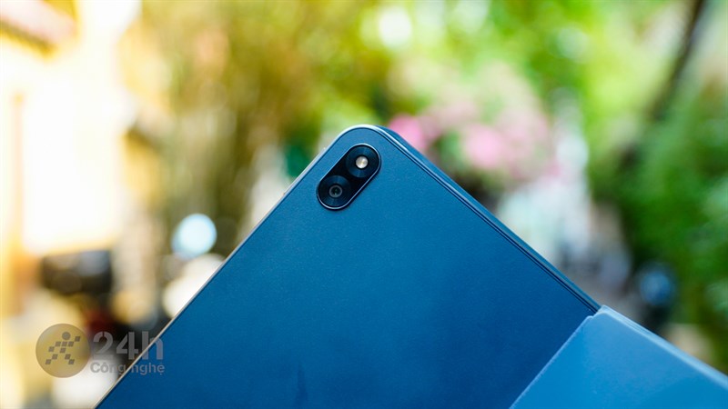 Cụm camera sau của Huawei Matebook E 2022. Cụm camera sau của Huawei Matebook E 2022.
