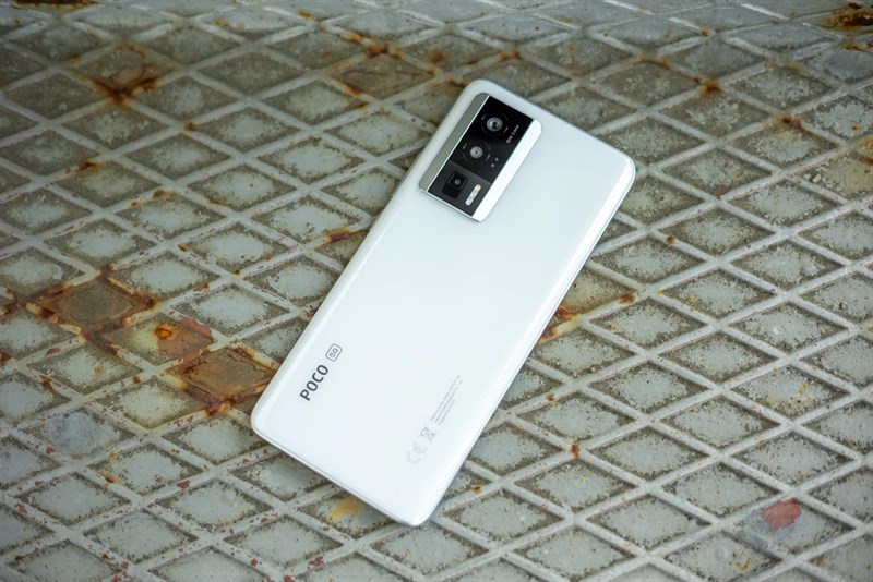 POCO F5 Pro là một chiếc điện thoại tầm trung đáng mua hiện nay POCO F5 Pro là một chiếc điện thoại tầm trung đáng mua hiện nay