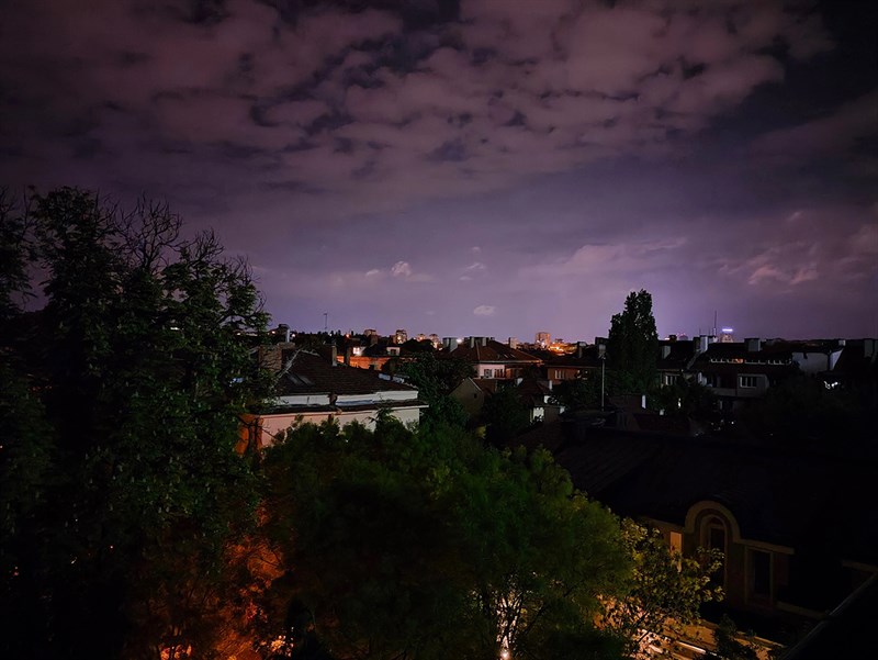 Ảnh chụp đêm bật Night Mode Ảnh chụp đêm bật Night Mode