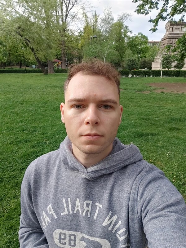 Ảnh chụp Selfie từ POCO F5 Pro Ảnh chụp Selfie từ POCO F5 Pro