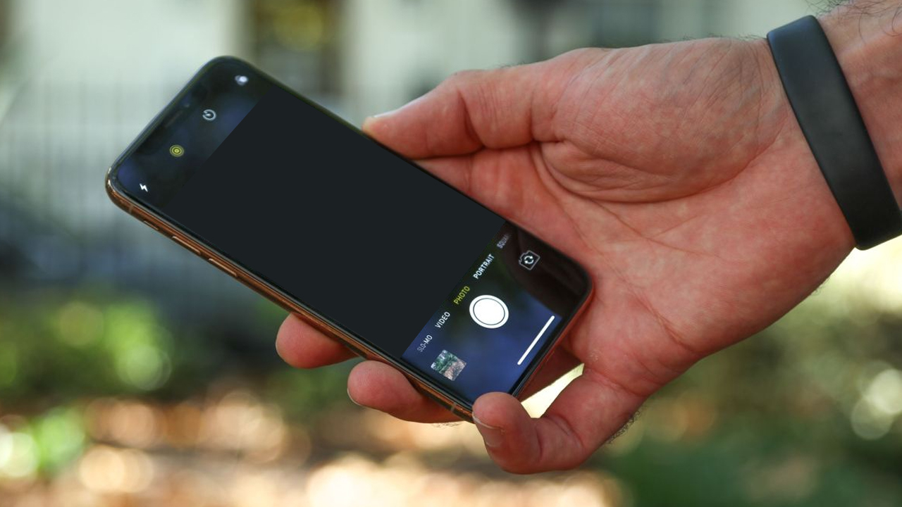 cách sửa camera iPhone bị đen