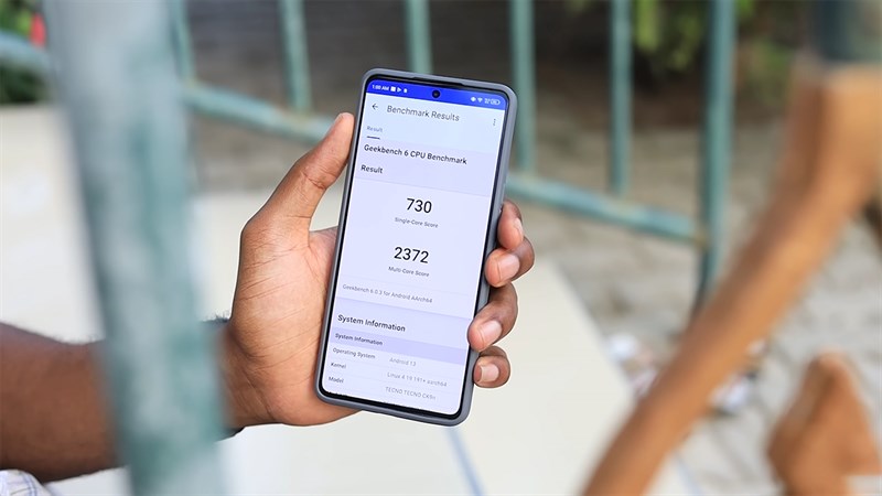 Thiết bị còn được trang bị dung lượng RAM 16 GB đảm bảo khả năng đa nhiệm tốt